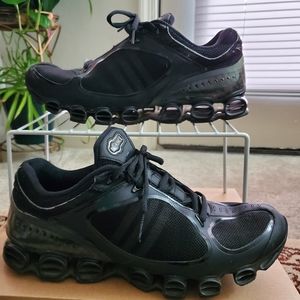 Adidas Bounce Sneakers